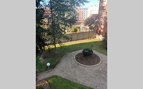 Logement entier+ jardin privé et parking 2places